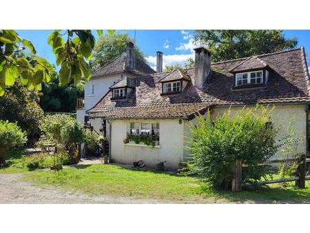 24400 entre mussidan et bergerac maison de campagne 12 pièces 7 chambres 1ha800