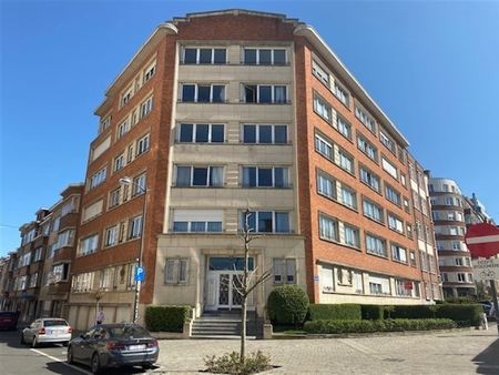 appartement te huur in elsene met 3 slaapkamers