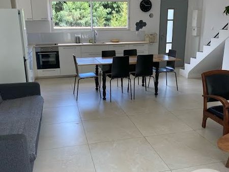 vente maison 4 pièces 97 m²