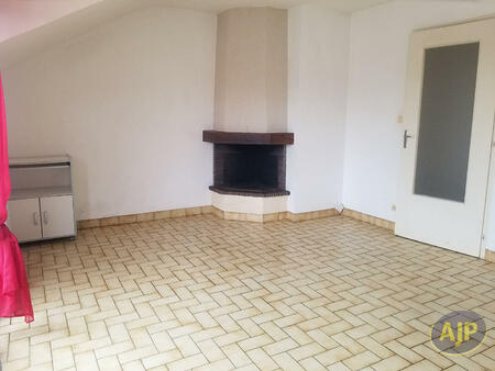 location appartement 2 pièces à cholet (49300) : à louer 2 pièces / 34m² cholet