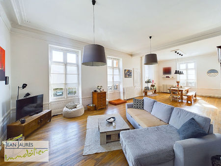 beaucoup de cachet pour ce bel appartement de 120m² !