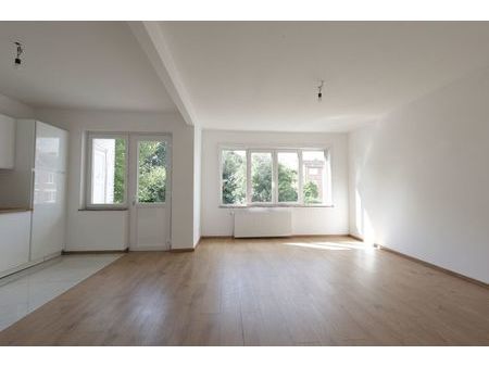 sublime appartement avec balcon plein sud rénové