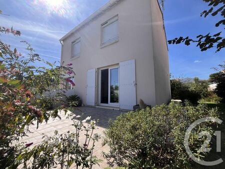 maison à vendre - 5 pièces - 99 57 m2 - la rochelle - 17 - poitou-charentes