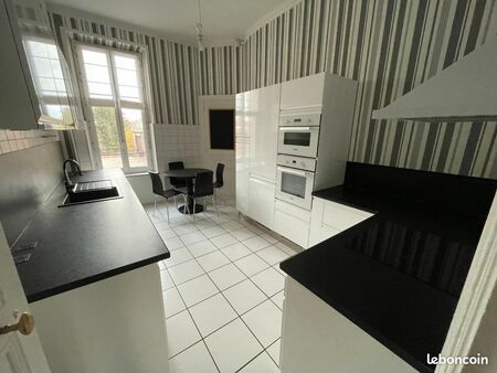 appartement 5 pièces 176 m²