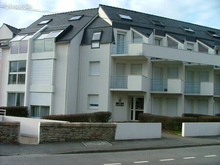 studio situé sur le port de vannes 56