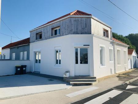 vente maison bord de mer à saint-hilaire-de-riez (85270) : à vendre bord de mer / 70m² sai