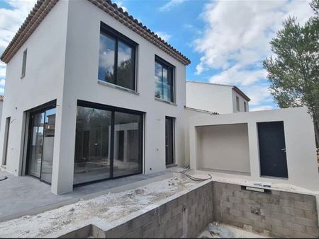 maison individuelle à salon-de-provence