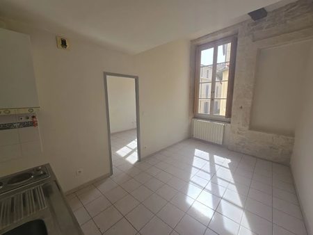 location appartement 2 pièces 28.29 m²