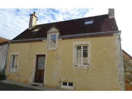 location maison  m² t-3 à saint-hilaire-sur-erre  580 €