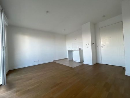 location appartement 1 pièce 26 m²