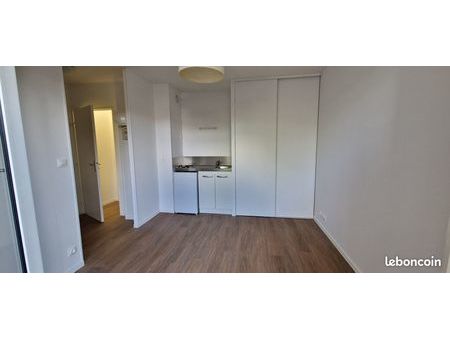 studio 18m² + parking – quartier eraudière