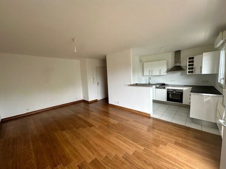 location appartement 3 pièces 64 m²