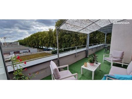 rare - attique le long du canal - 70 m2 + terrasses 42 m2