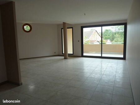 appartement t3 avec terrasse belles prestations