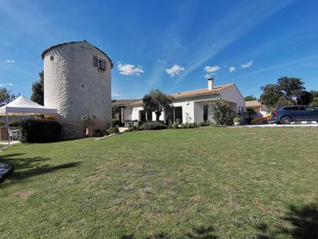 maison comptemporaine  fibre  très proche des écoles  commerces et lieux touristiques