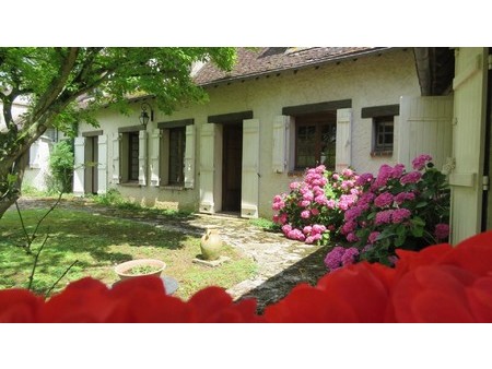 maison de luxe à vendre à nogent-le-roi