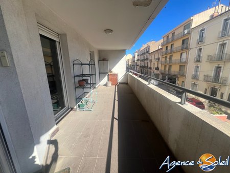 grand t3 avec balcon et garage