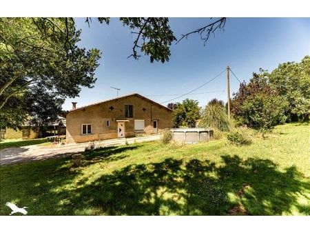 vente maison 7 pièces 161 m² beaumont-de-lomagne (82500)