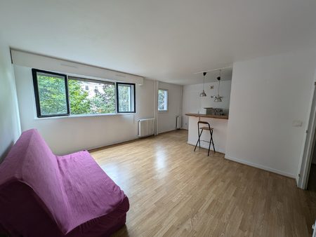 2 pièces de 55 m² calme et lumineux