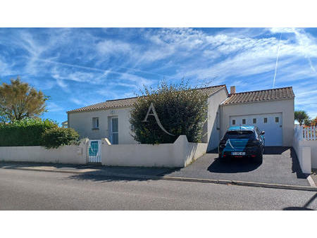 vente maison aux sables-d'olonne (85100) : à vendre / 84m² les sables-d'olonne