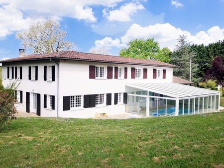 dpt gironde (33)  à vendre à croignon proche de bordeaux maison p9 de 263 m² - terrain de 