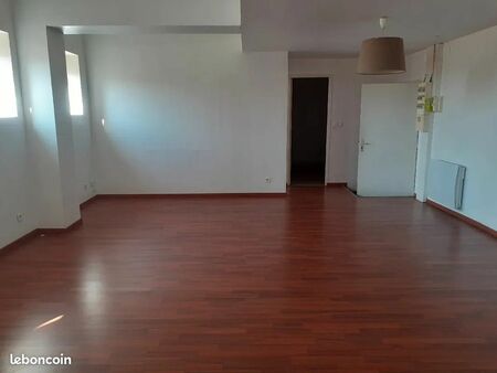 appartement 3 pièces 55 m²