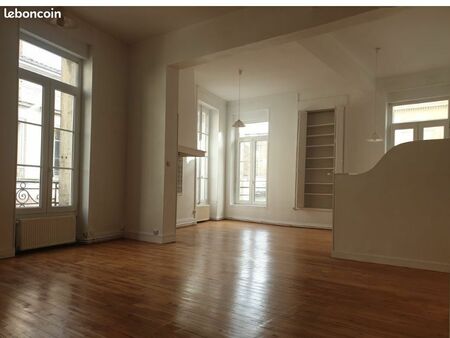 loft 1 pièce 59 m²