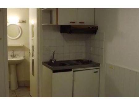 location appartement 1 pièce 13 m² clermont-ferrand (63000)