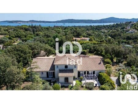 vente demeure 19 pièces de 585 m² à grimaud (83310)