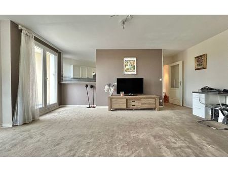 appartement compiègne 70 m² t-3 à vendre  195 000 €