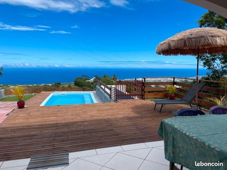 villa f4/5 avec piscine vue mer et montagne