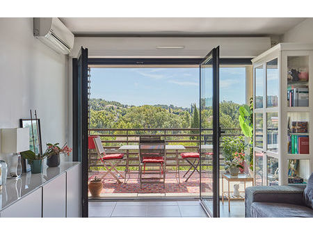 vente appartement 2 pièces 45 m² aix-en-provence (13090)