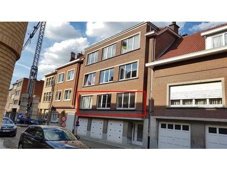 ruim appartement met 3 slaapkamers en zonnig terras (geen ge