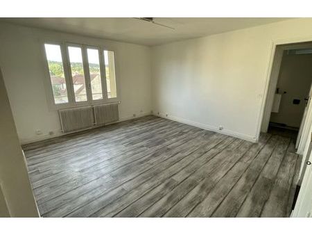 location appartement 2 pièces 44 m² cormeilles-en-parisis (95240)