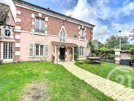 maison à vendre - 6 pièces - 161 17 m2 - billom - 63 - auvergne