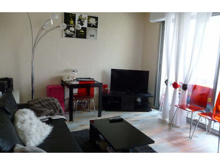 location appartement 2 pièces 36 m² poitiers (86000)