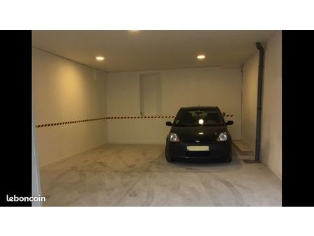 garage 48m²