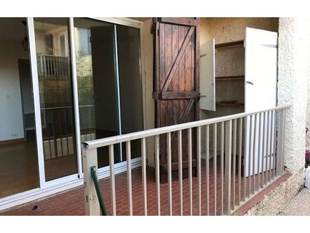 location appartement 3 pièces 58 m² saint-cyr-sur-mer (83270)