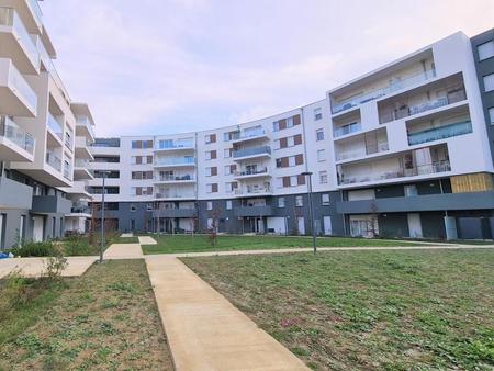 t2 avec balcon et parking à toulouse