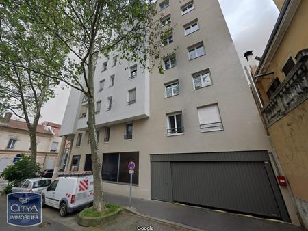 location parking villeurbanne (69100)  97€