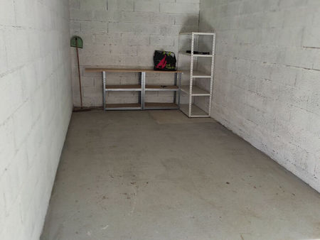 vente parking / box  17.00m²  frontignan