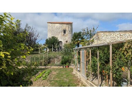 maison de 110 m² à pont-l'abbe-d'arnoult