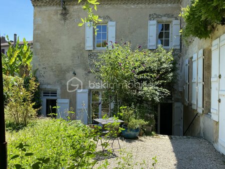 maison de 550 m² à nerac