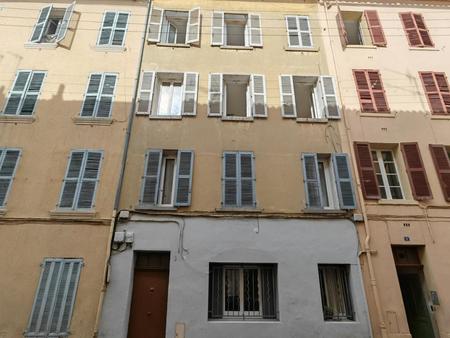 immeuble 200 m² 3t3 + 1t2 avec 7.5% de rent env