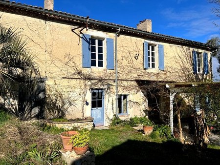 propriété (835 m2) à vendre avec maison de maître 6 pièces de 195 m2 et six dépendances  i