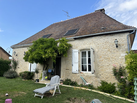 maison individuelle 160 m2 avec 516 m2 dépendance eclance