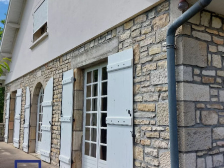 vente maison 4 pièces 136 m² villefranche-de-rouergue (12200)