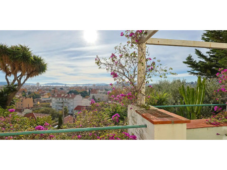 maison avec terrasse toulon (83)