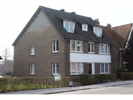 appartement met 1 slaapkamer en autostaanplaats.