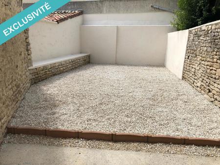 vente immeuble à niort (79000) : à vendre / 79m² niort